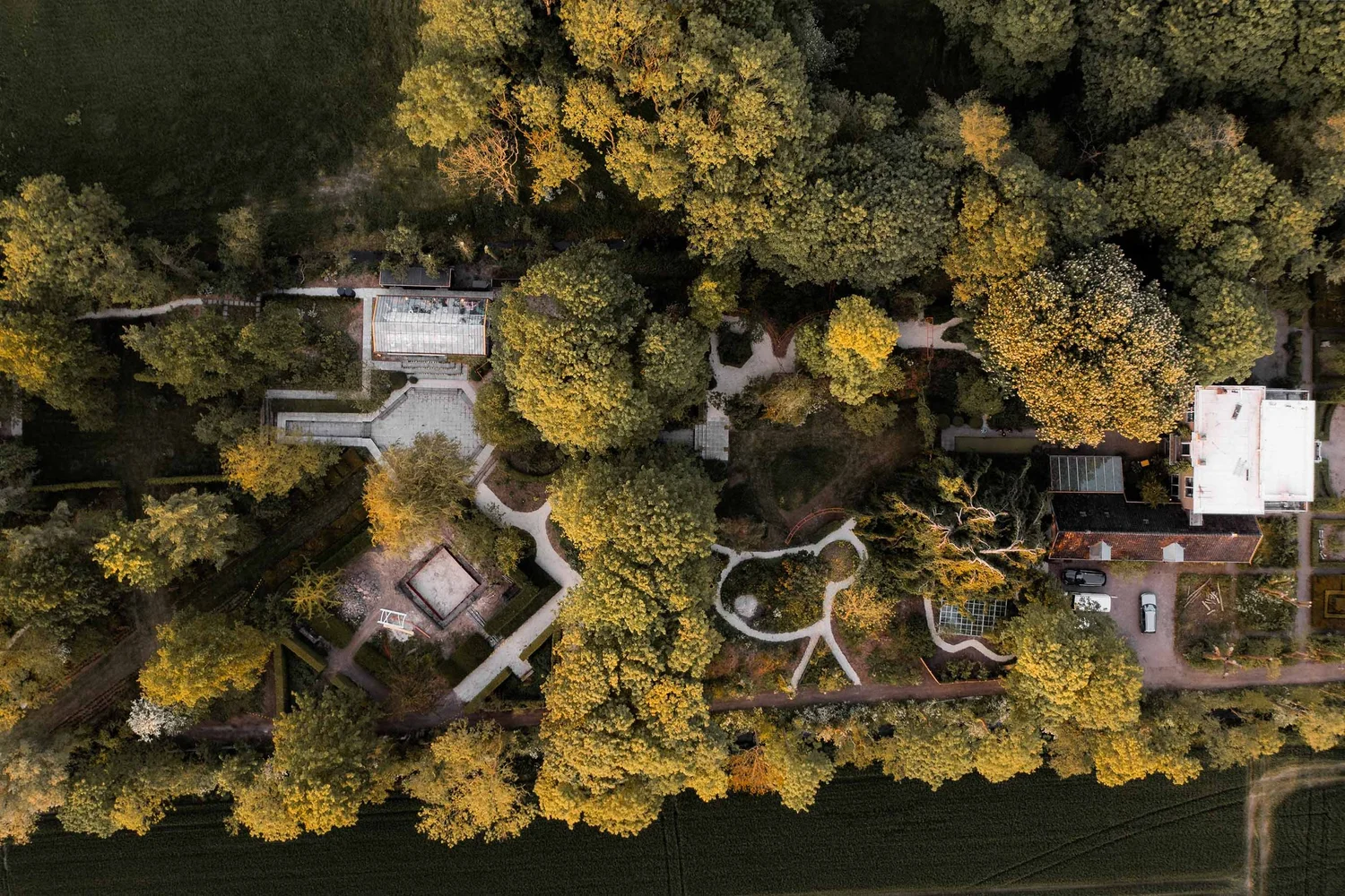 Luchtfoto van de parktuin van een hectare